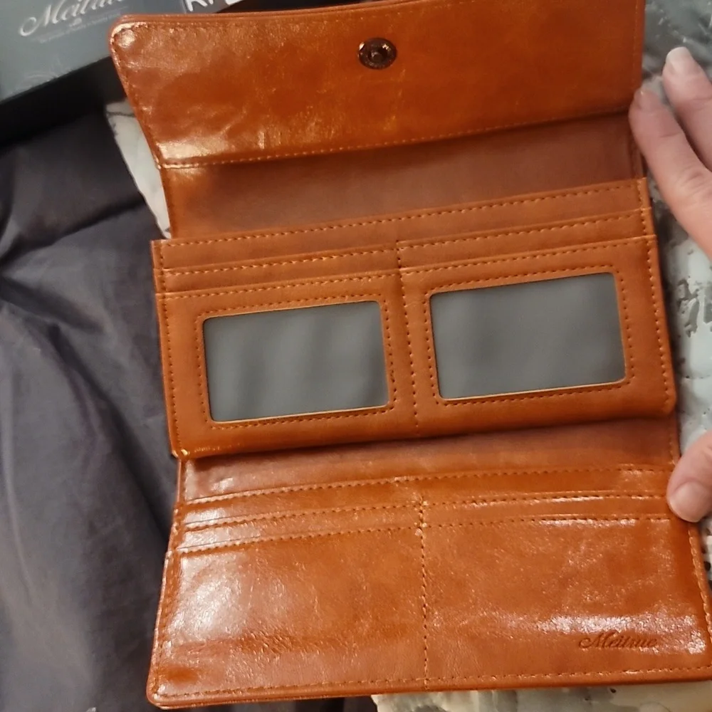 Wallet - Picture 2 of 7